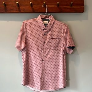 7 Diamonds M men's button down shirt. Only ever dry cleaned. Excellent condition